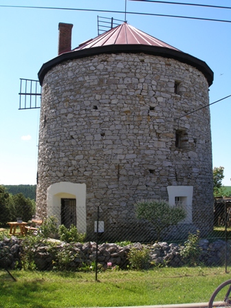 p6054378
